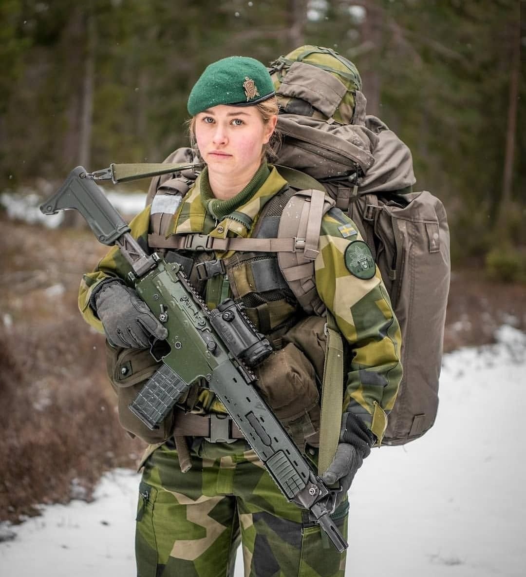 Шведский армейский. Военная форма. Современный солдат. Современная Военная форма.