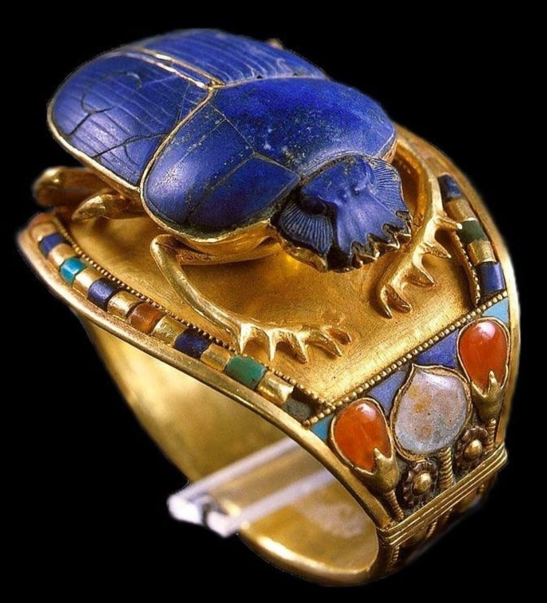 Ювелирное искусство древнего Египта Жук скарабей