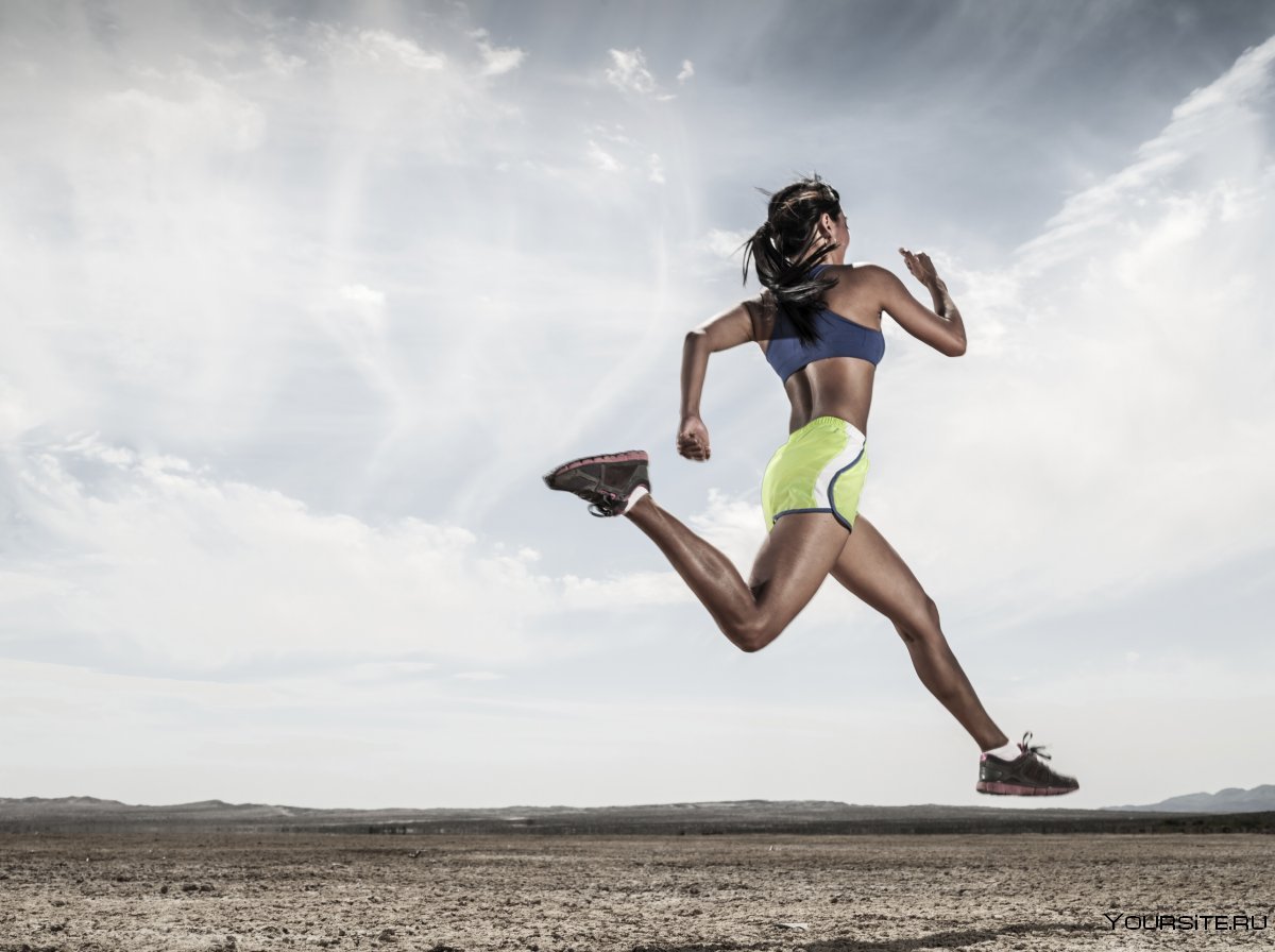 Бег девушки