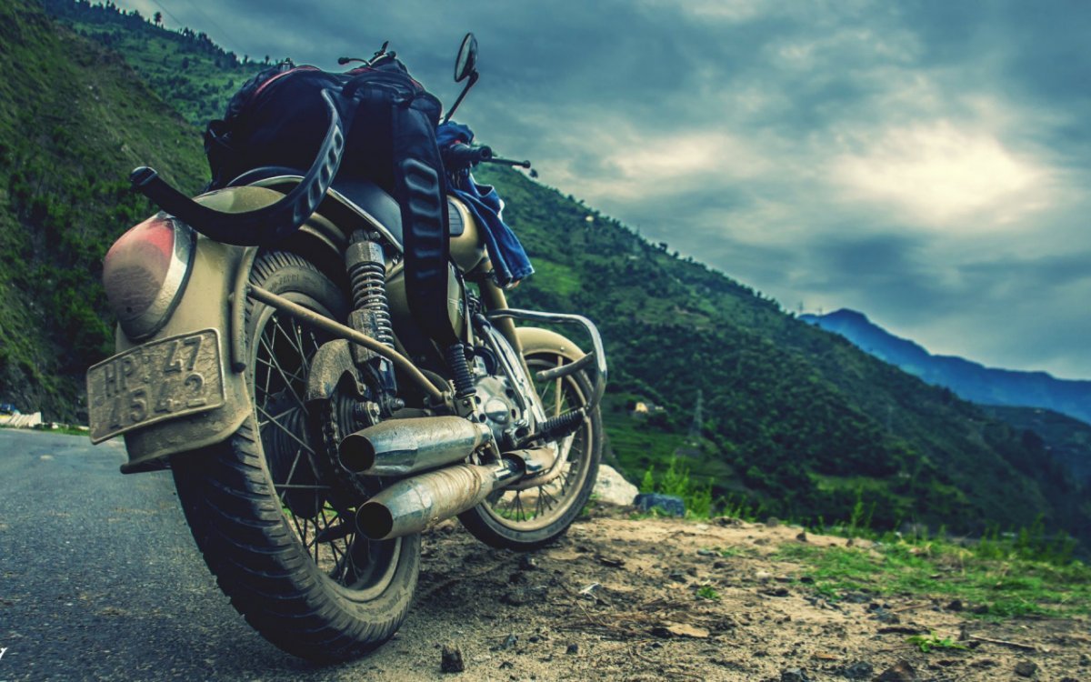 Мотоцикл на природе