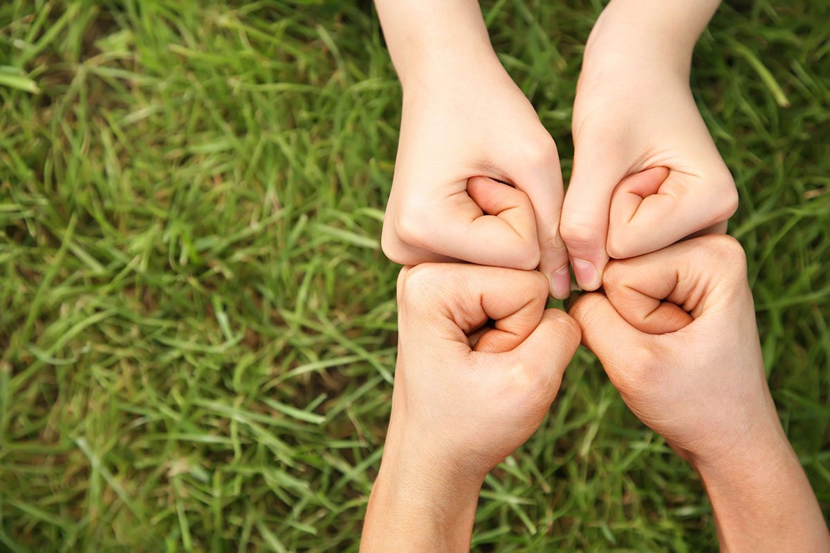 Держим кулачки на удачу