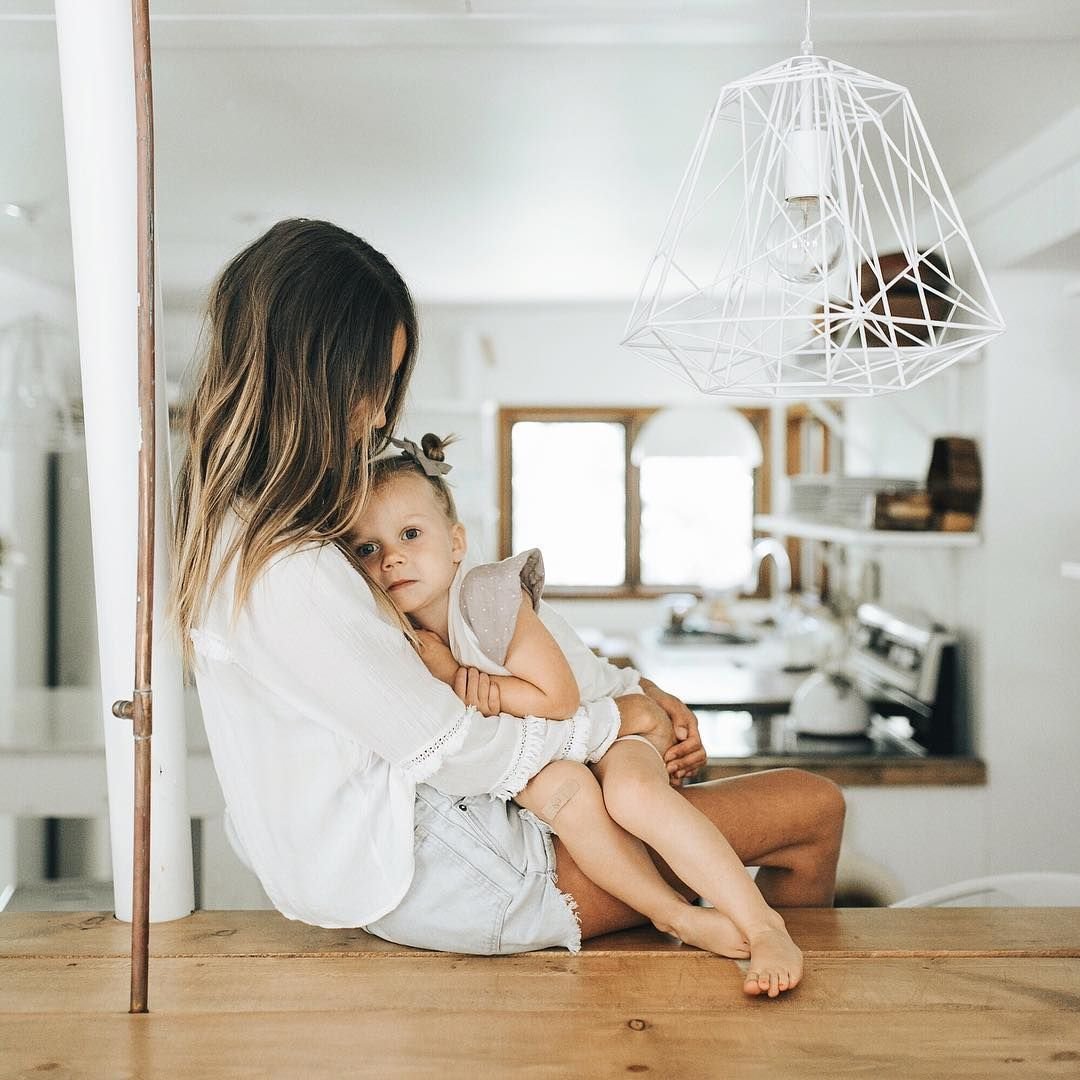 Домашняя фотосессия мама и дочь