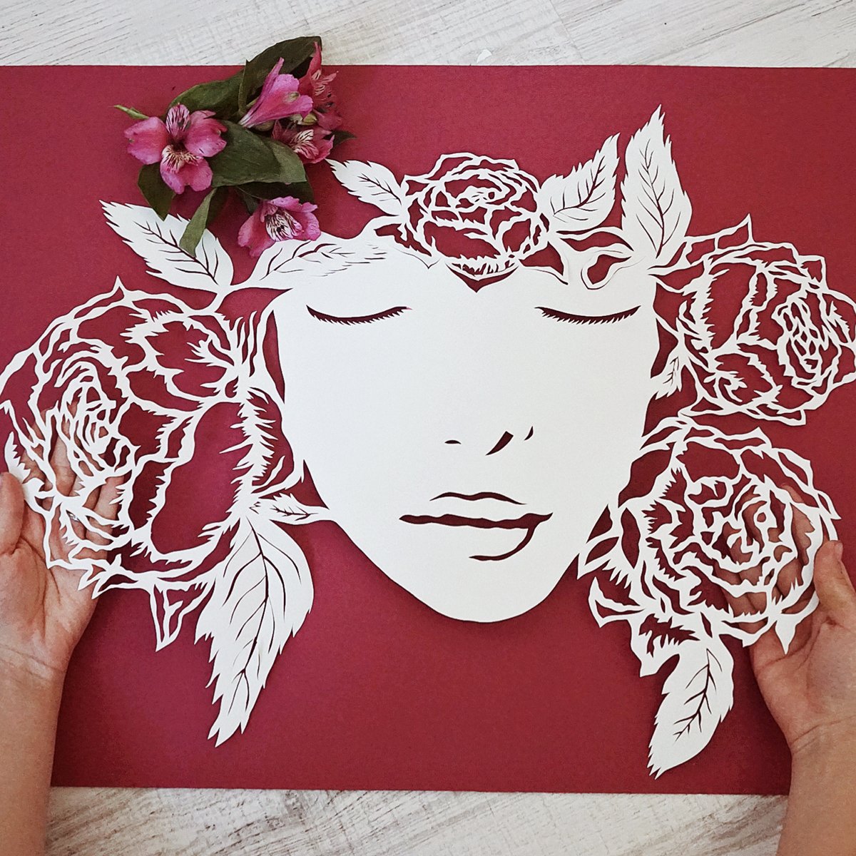 Художественное вырезание из бумаги