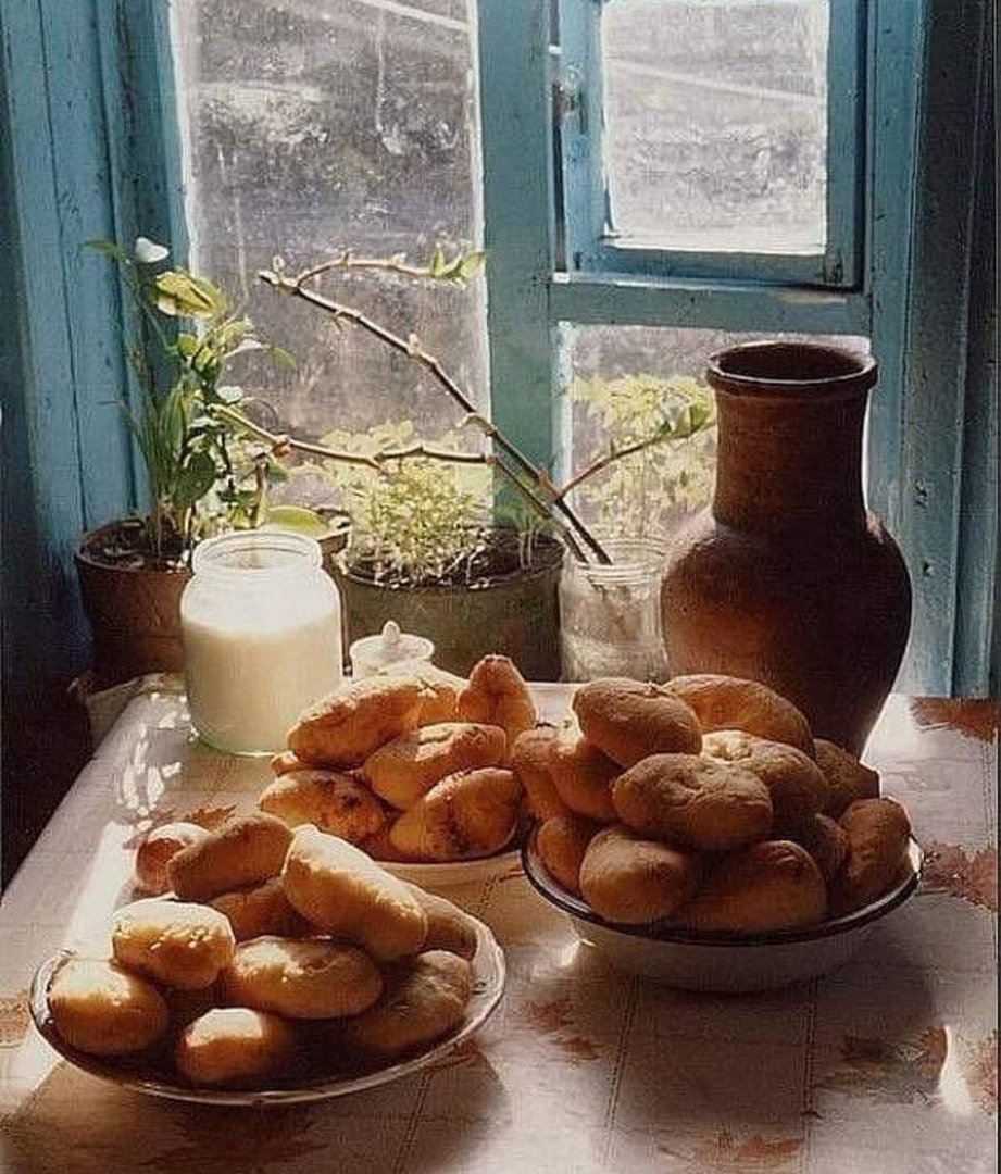 Чаепитие у окна