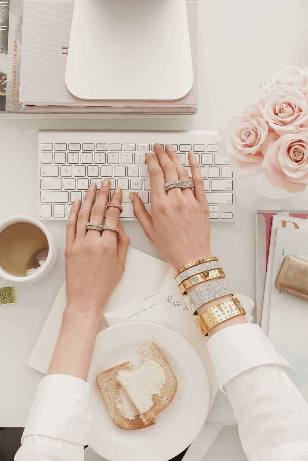 Красивые девушки для инстаграмма зимой