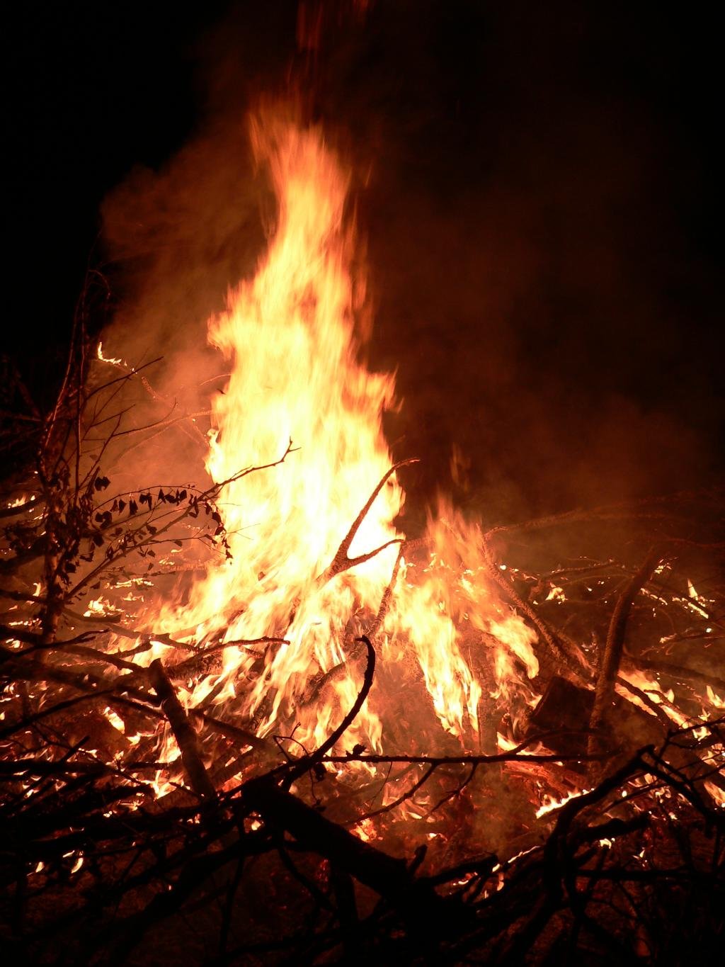 Костер в Пионерском лагере в СССР