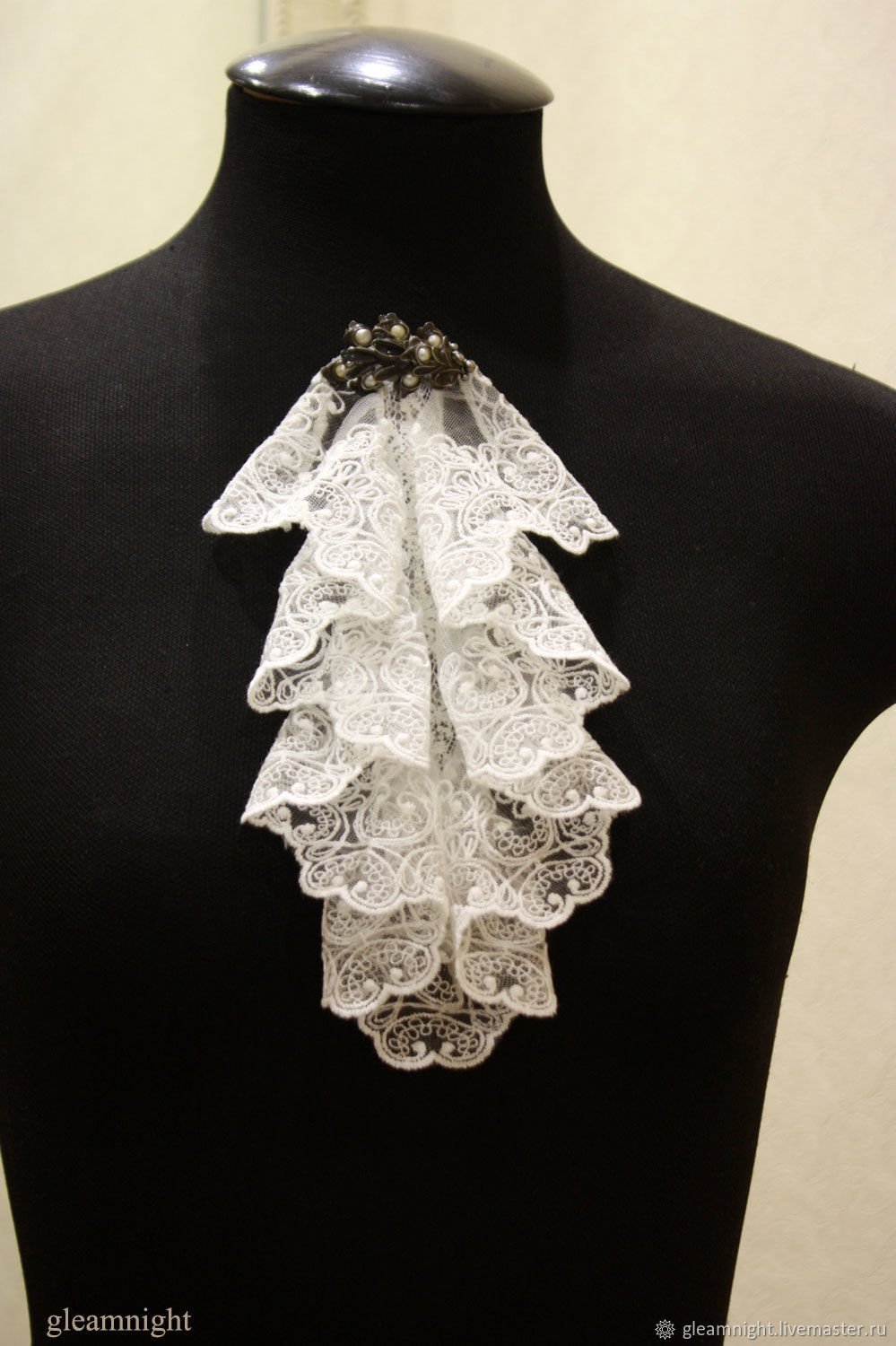 Жабо кружевное и манжеты