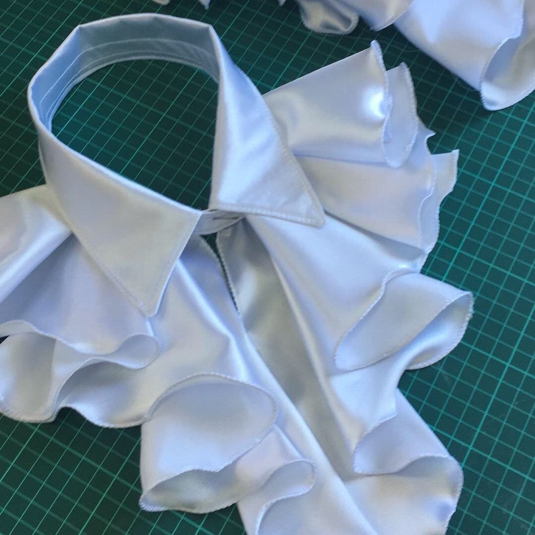 Рубашка с воланами