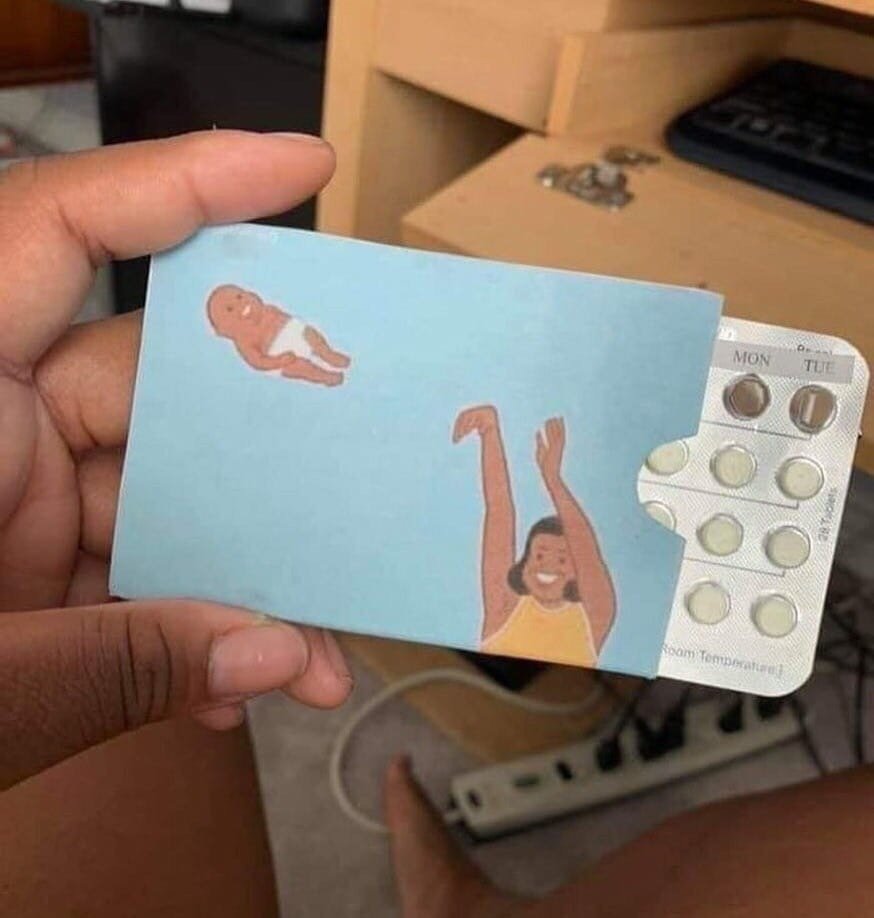 Мемы про контрацептивы