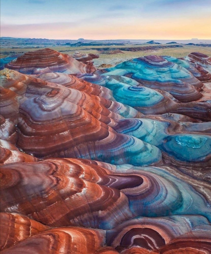 Бентонитовые холмы Юта