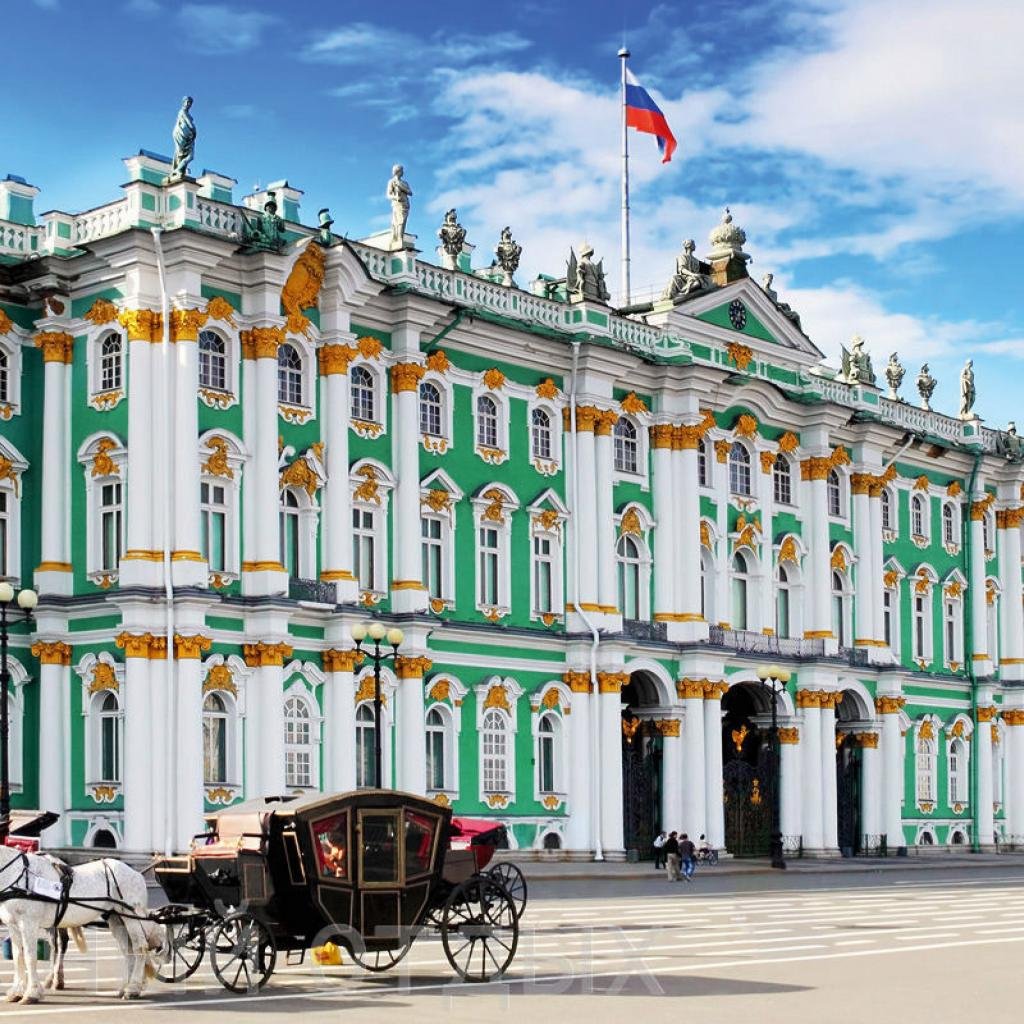 Эрмитаж фотографии. Зимний дворец Петра 1 в Санкт-Петербурге фото. Эрмитаж. Кто построил Эрмитаж в Санкт-Петербурге.