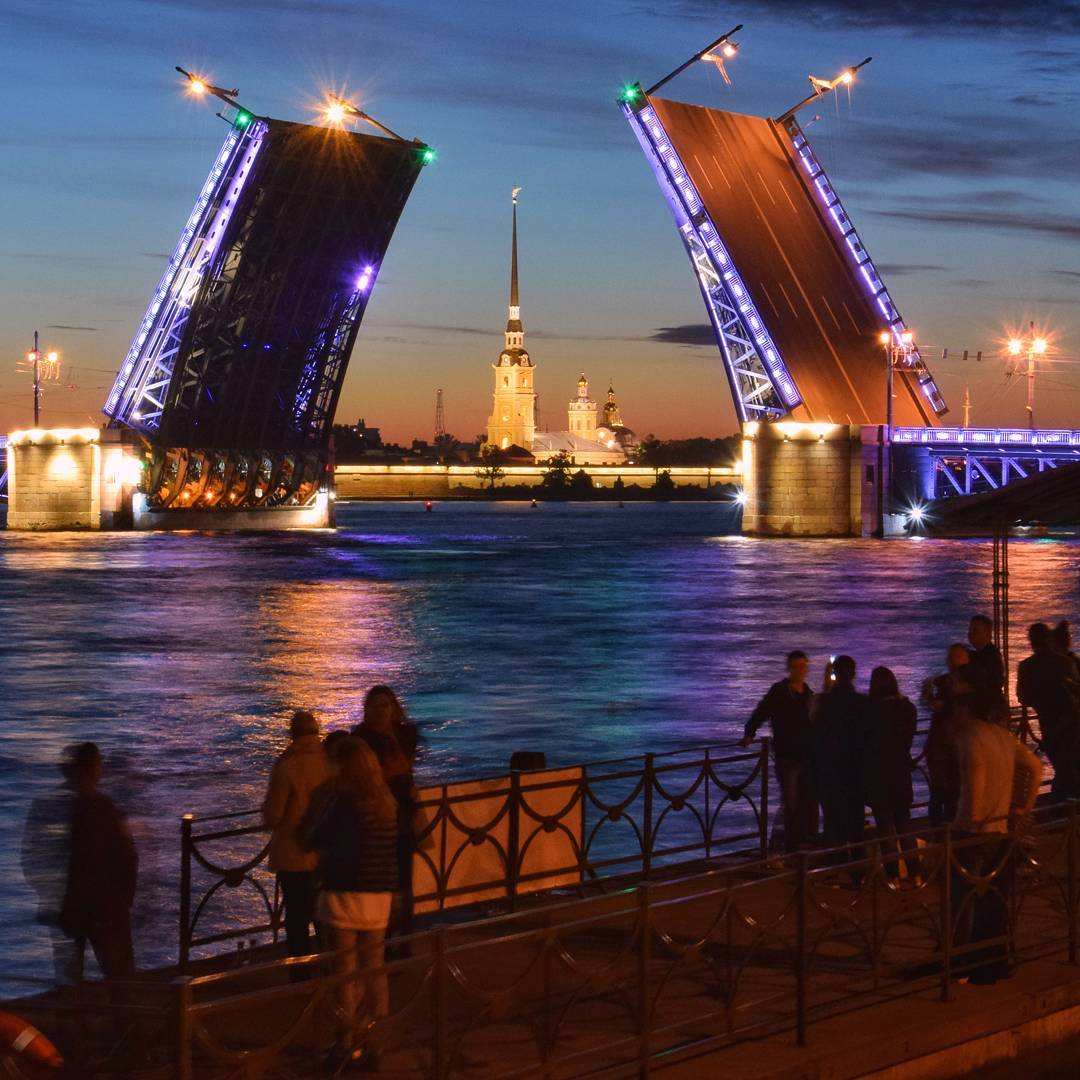 Ночной Санкт-Петербург