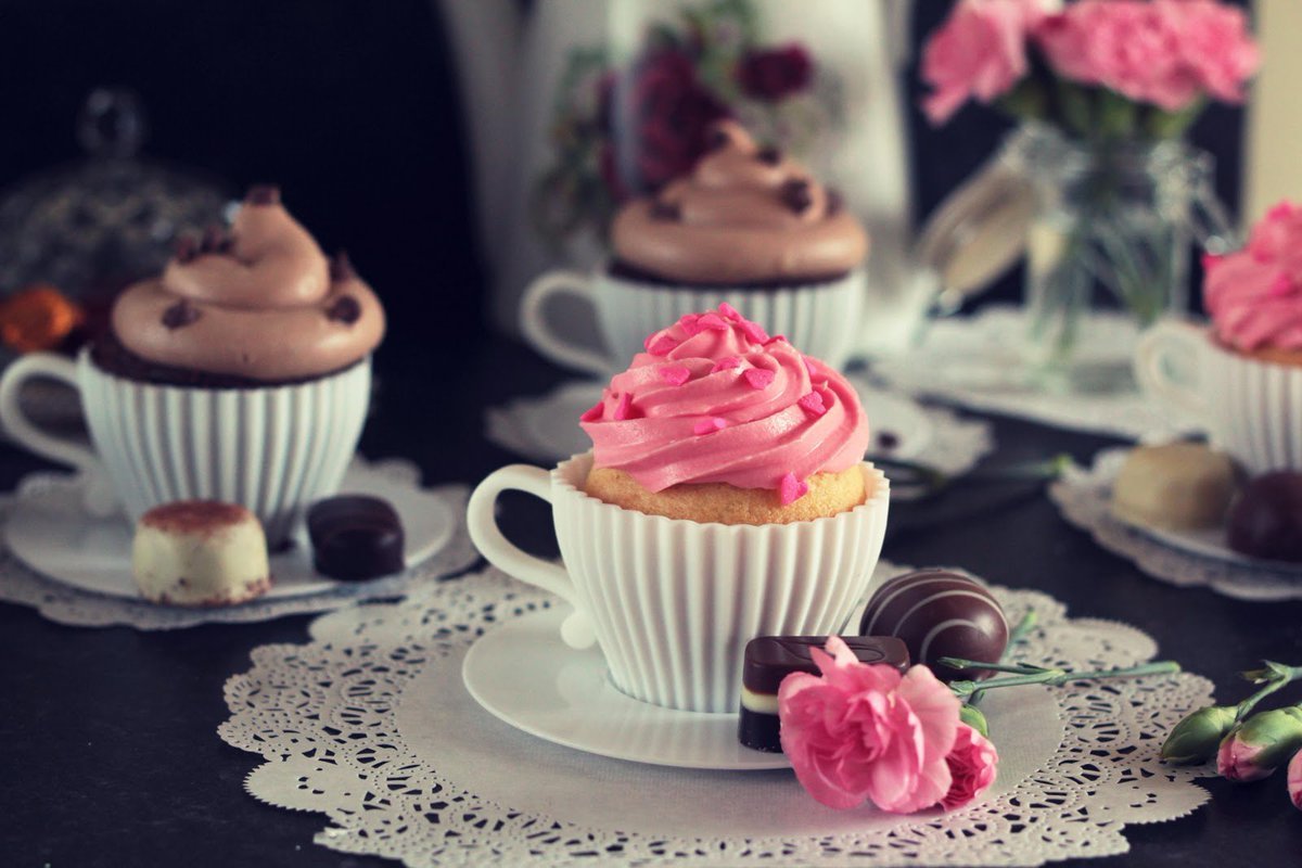 Чай кофе пирожное