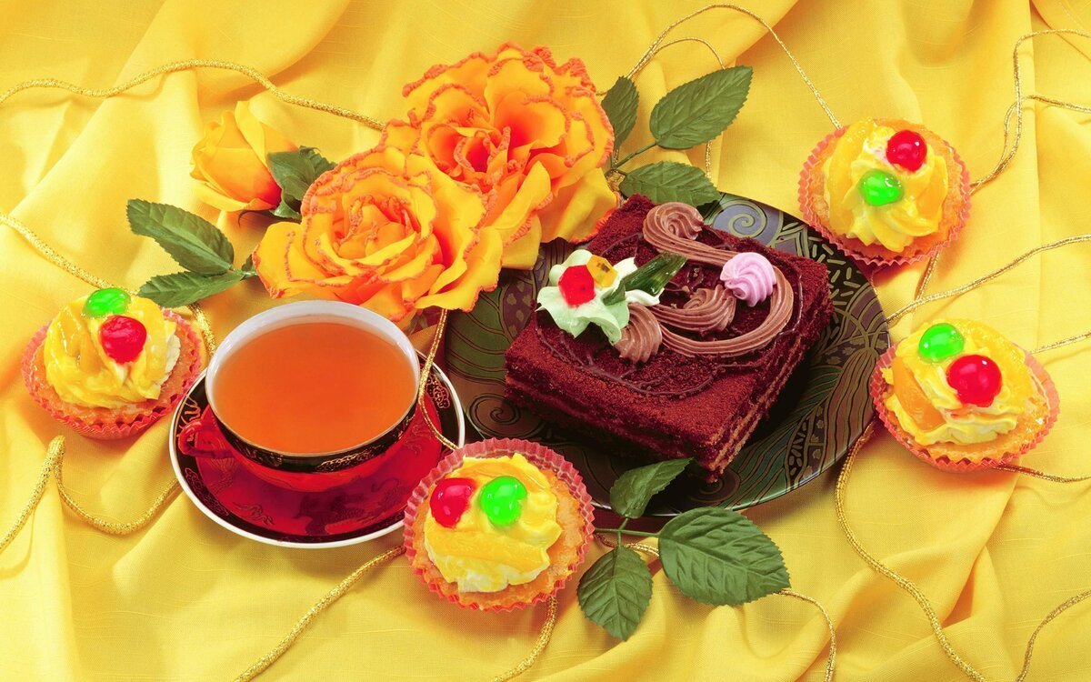 Скетчинг кофе и пирожное