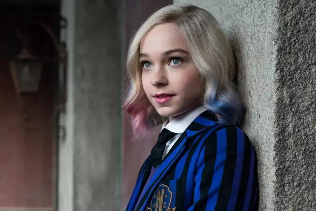 Уэнздей Аддамс Джена Ортега