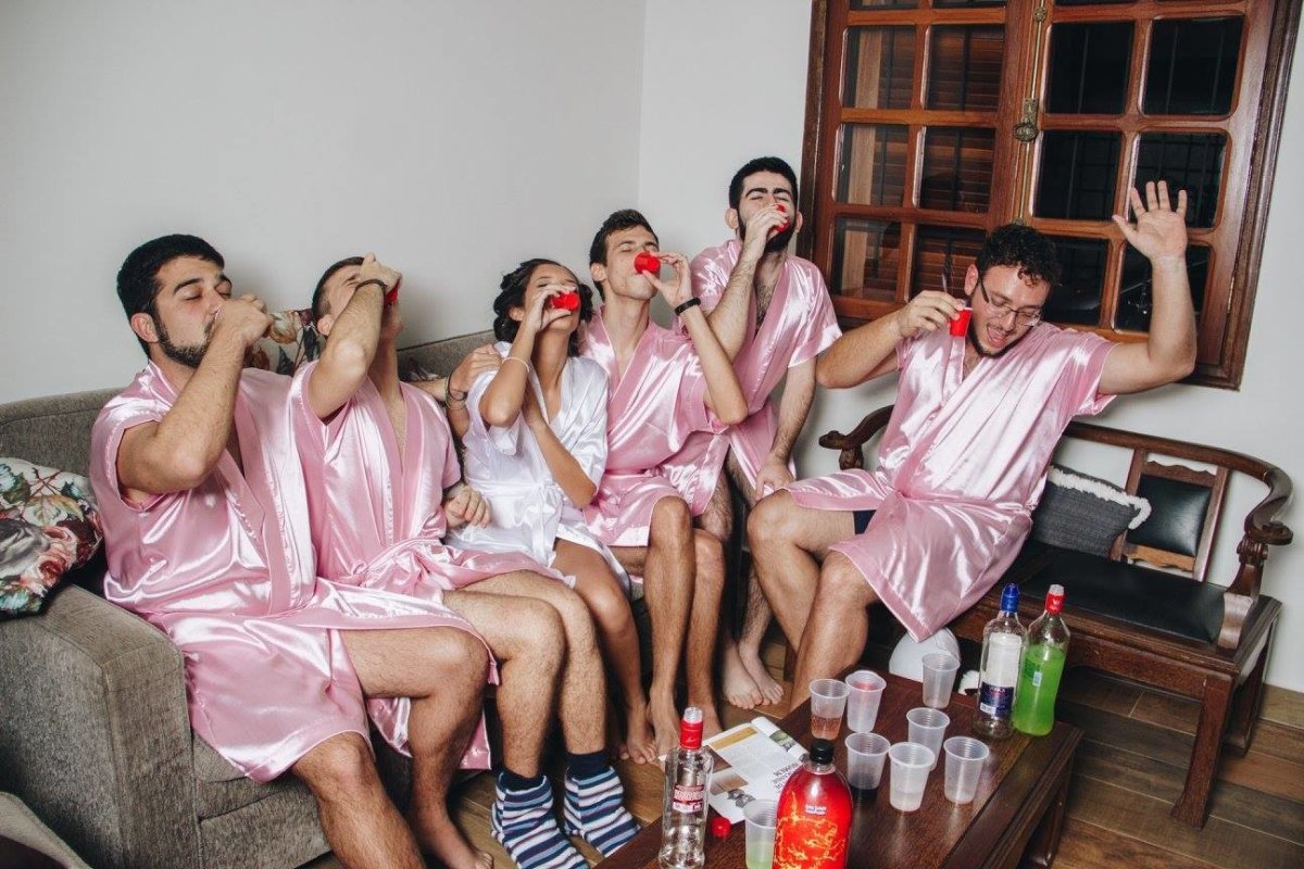 Странная вечеринка