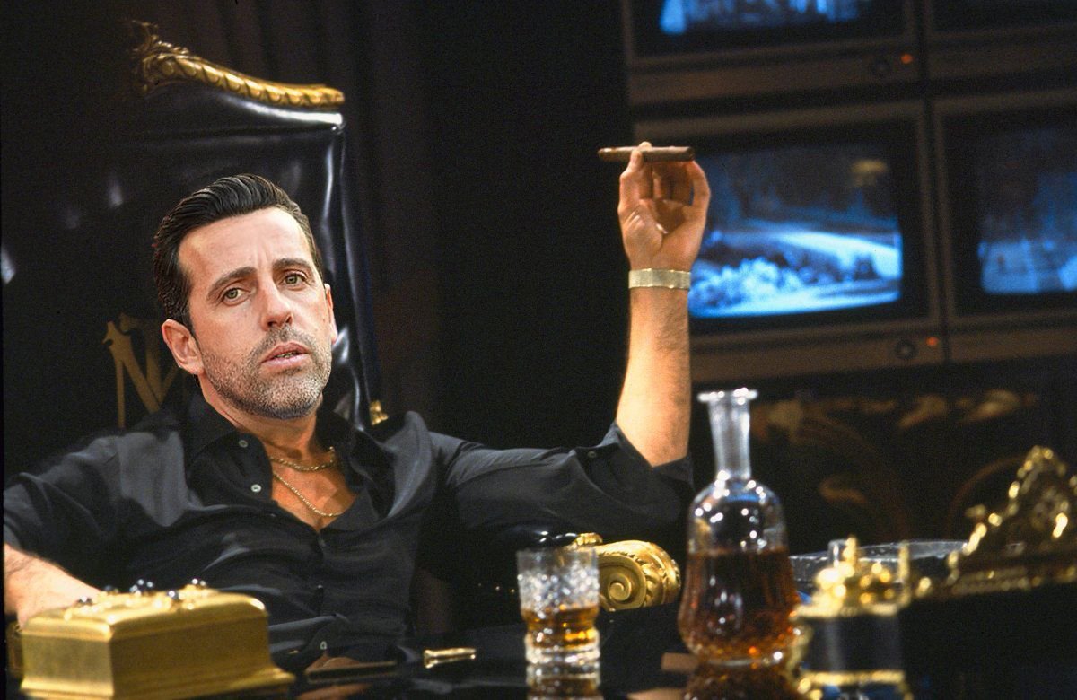 Стивен Бауэр лицо со шрамом