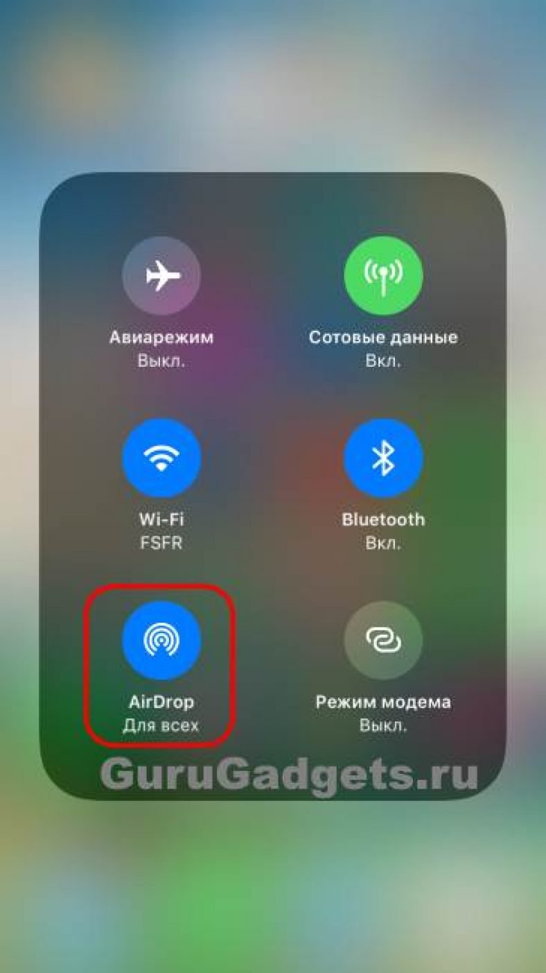 Иллюминатор самолета снаружи