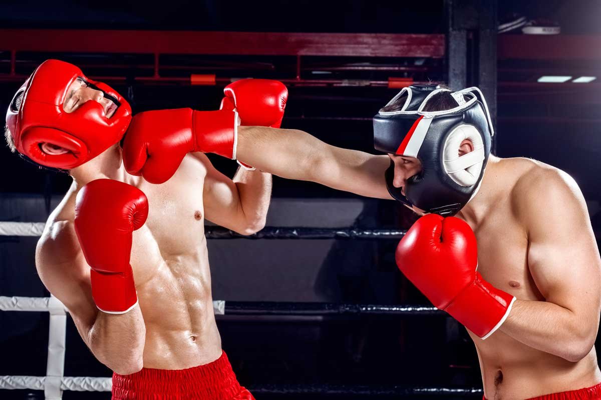 Два боксера на ринге