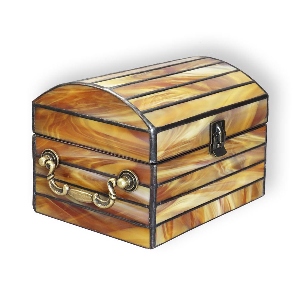 Открытый сундук на прозрачном фоне