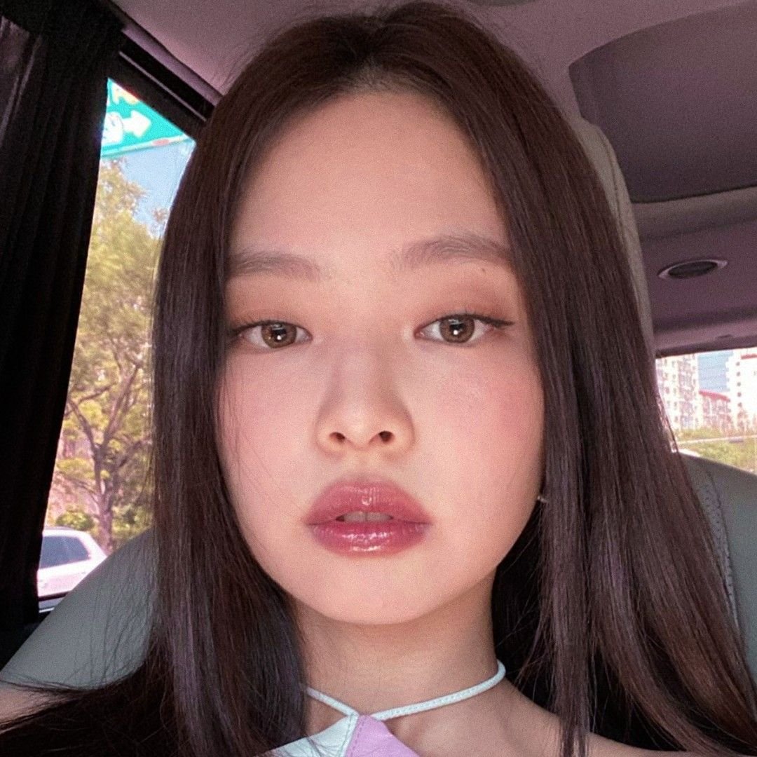 Дженни из BLACKPINK 2020