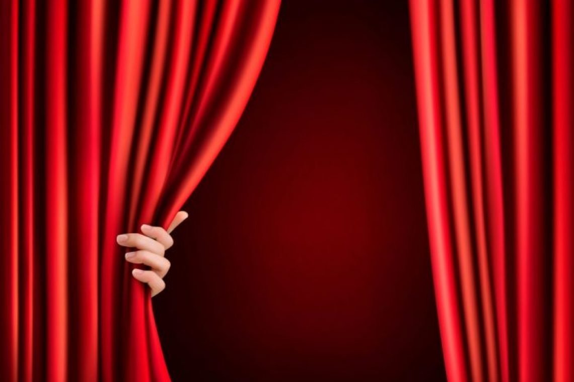 Театральный занавес