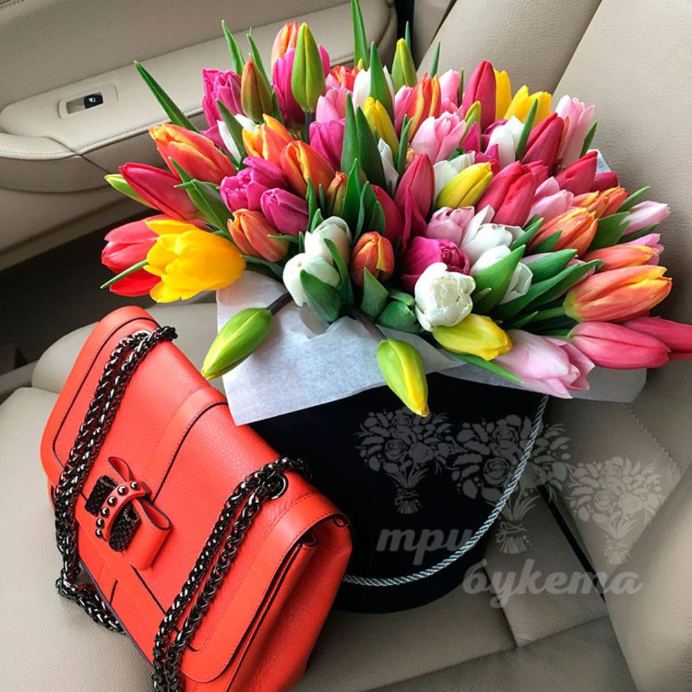 Цветочные сумочки с тюльпанами