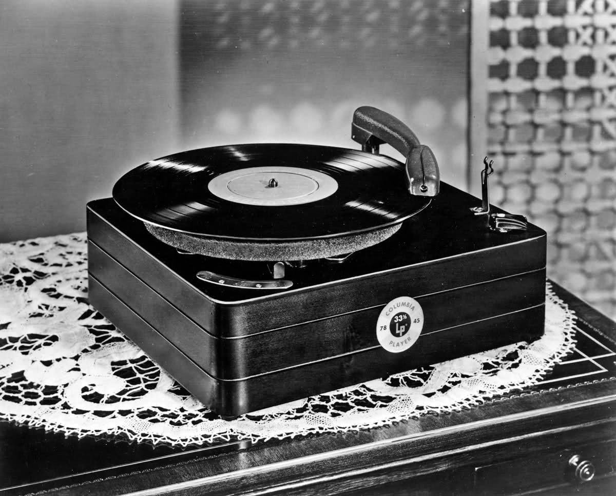 Старые виниловые пластинки