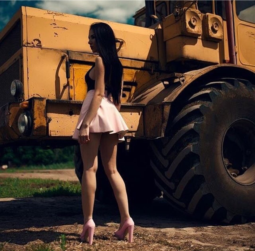 К700 Кировец трактор с чело