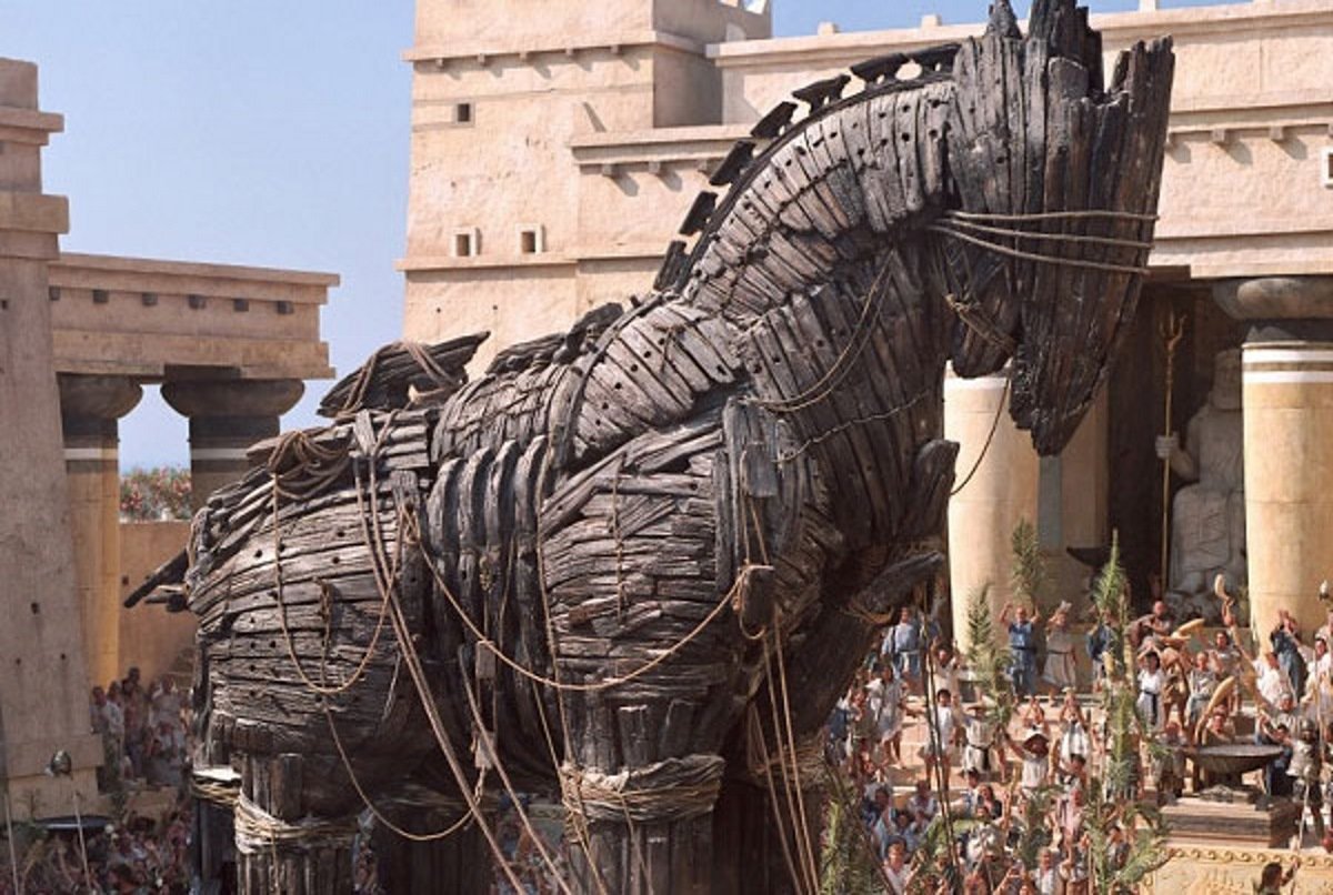 Клава Кока фигура 2022