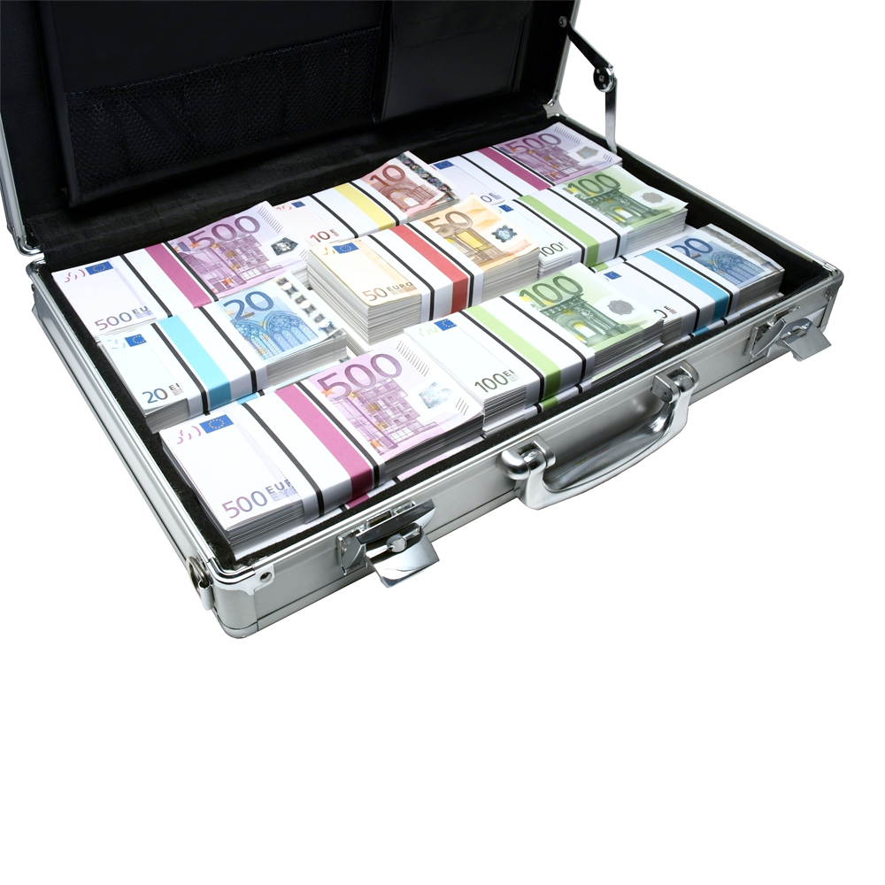 Чемодан с русскими деньгами