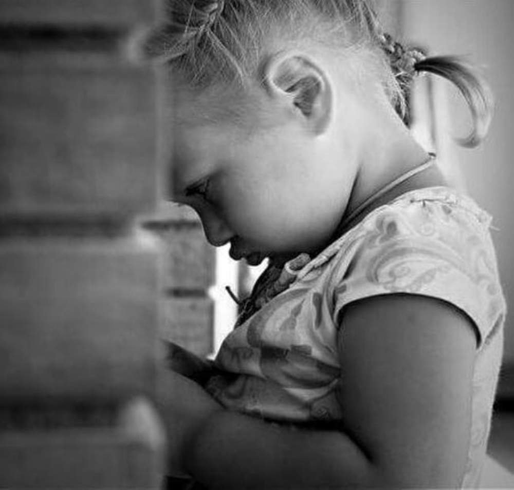 Сердитая девочка