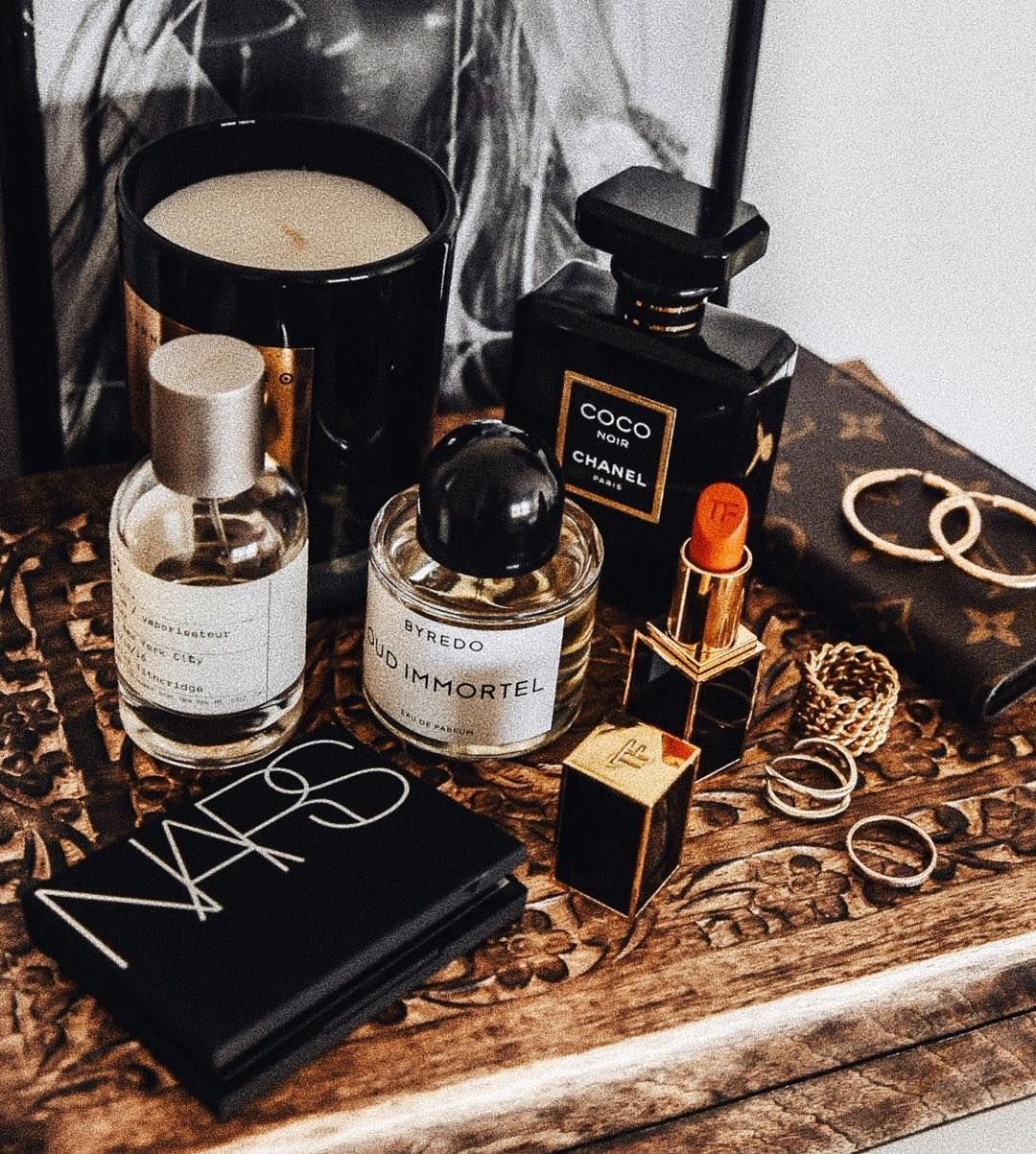 Косметика и парфюмерия Эстетика