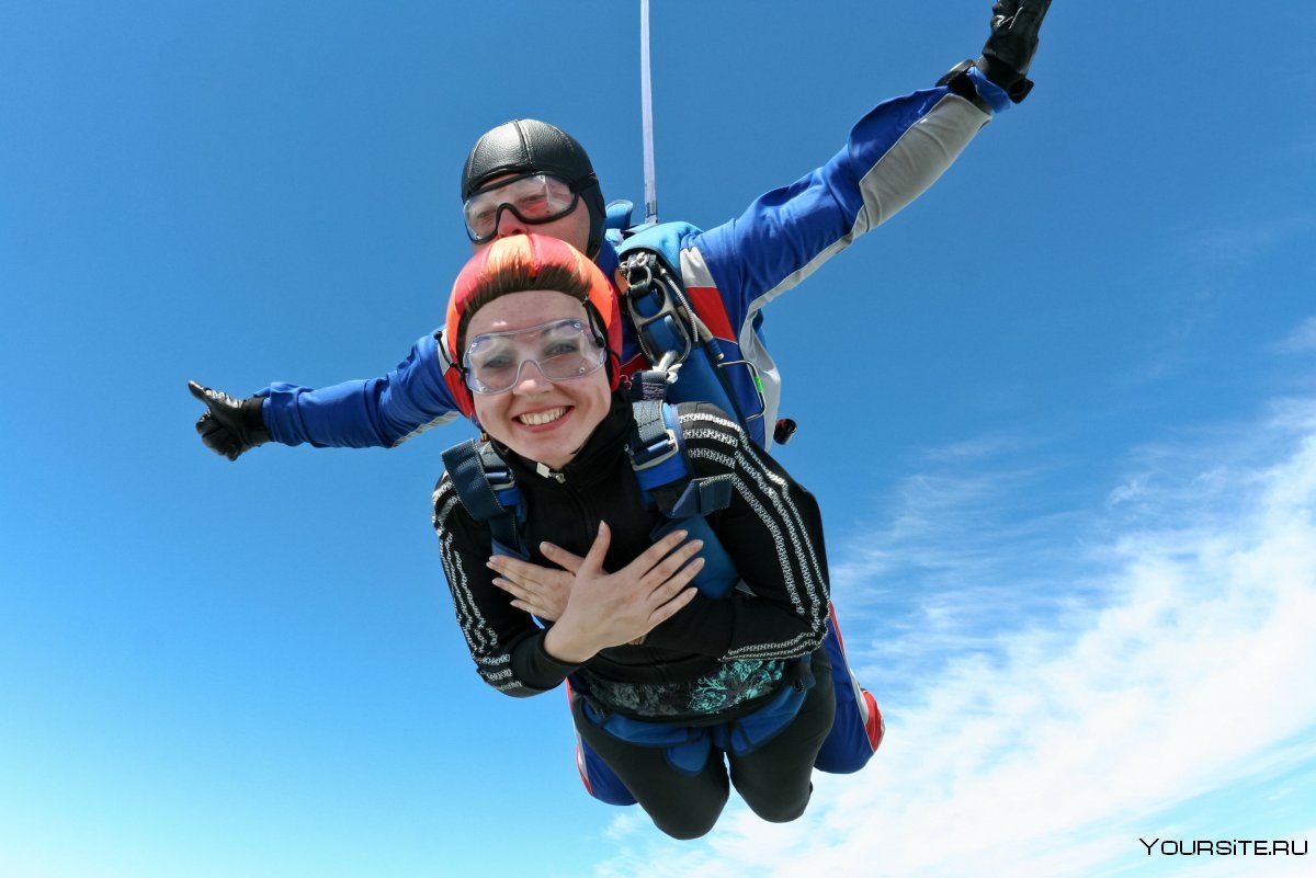 Баба на парашюте