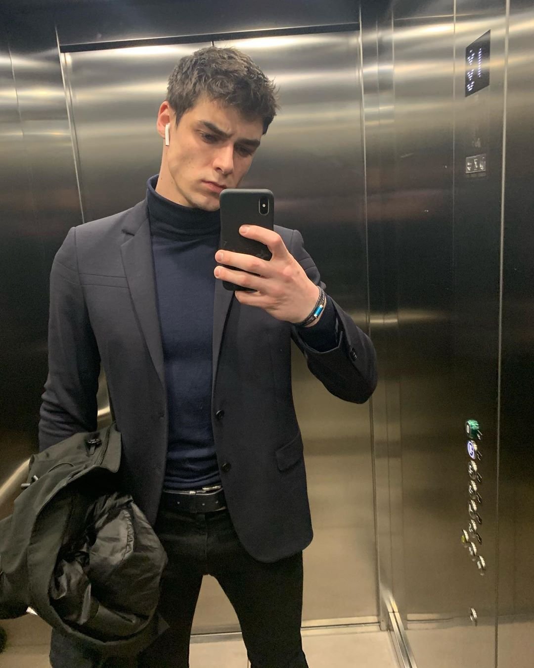 Екатерина Мельник йога