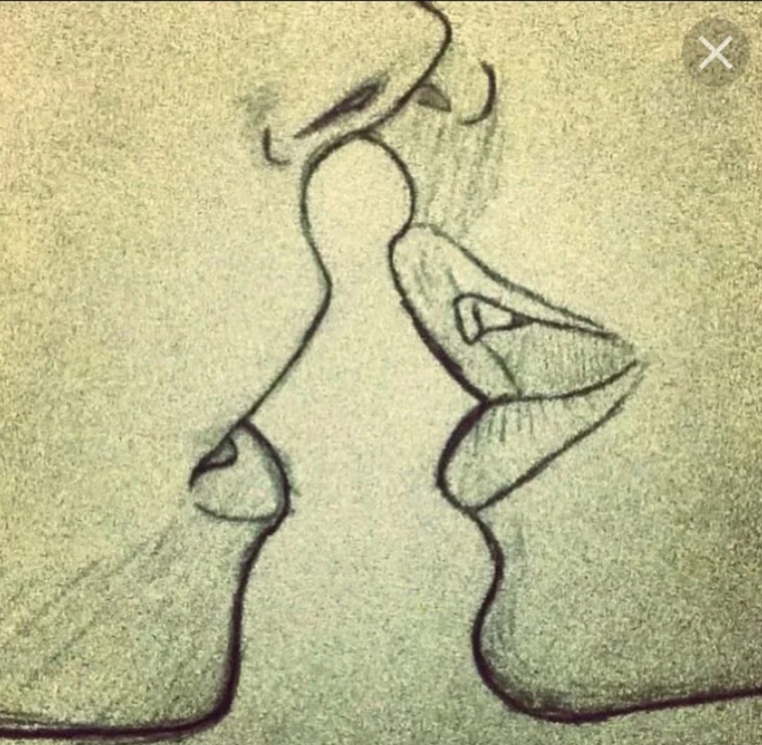 Птицы улетают с дерева