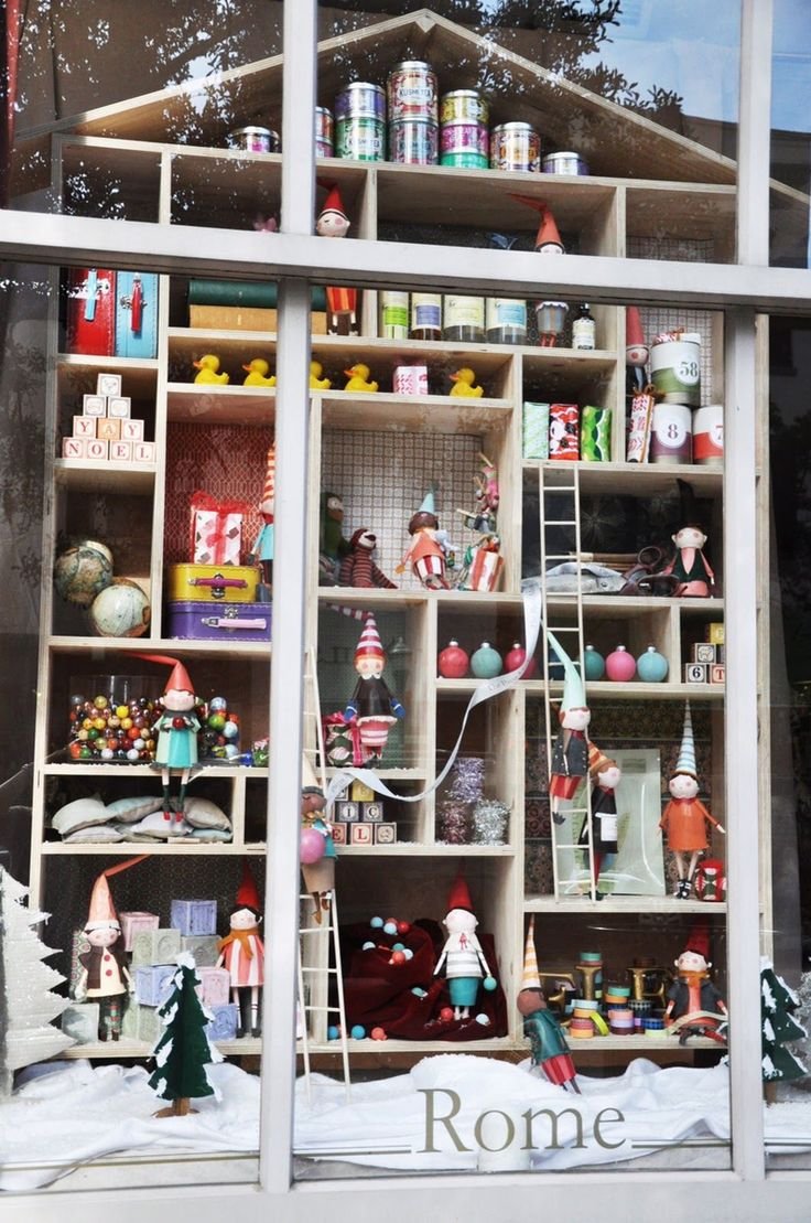 Красивые витрины с игрушками