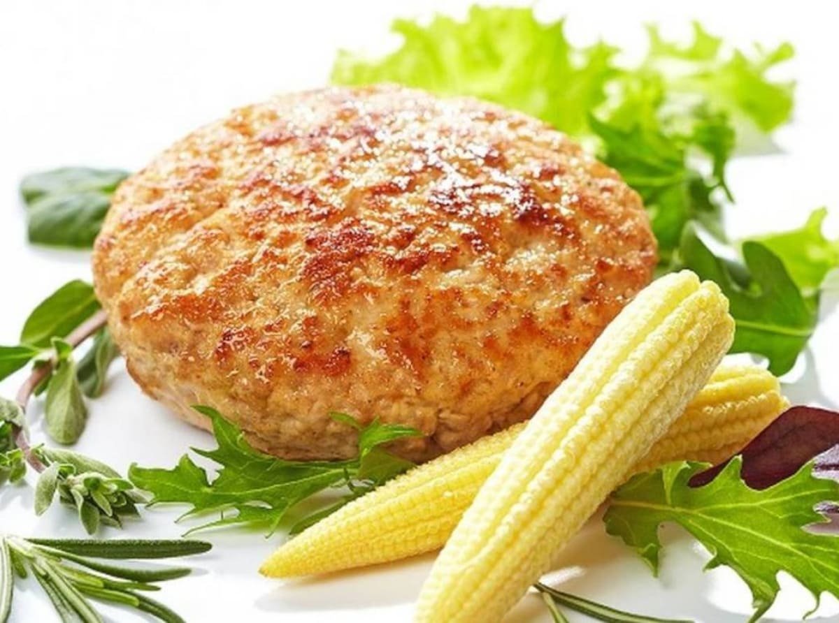 Картофельное пюре с котлетой