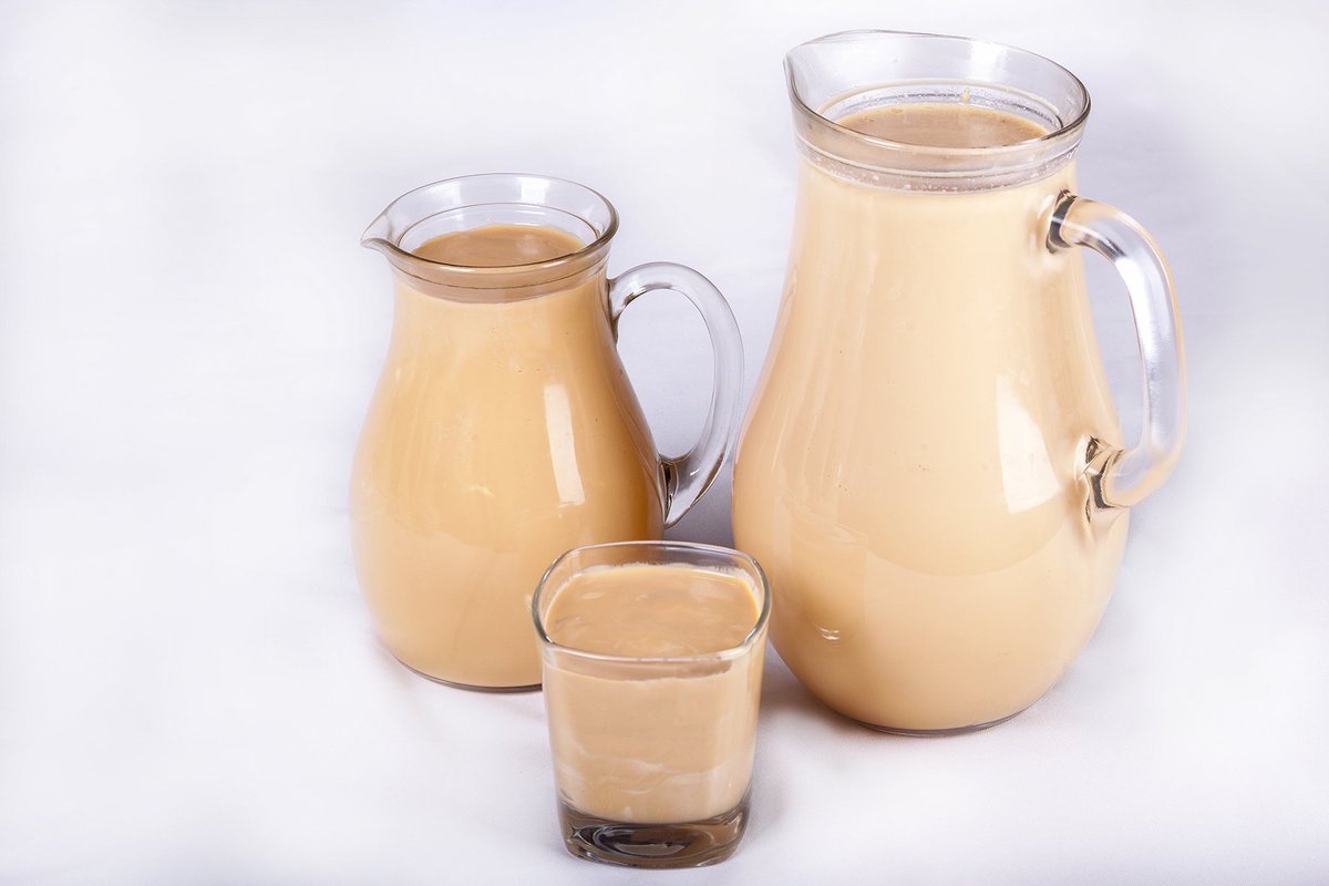 Ряженка в кувшине