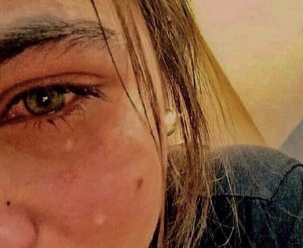 Заплаканные глаза