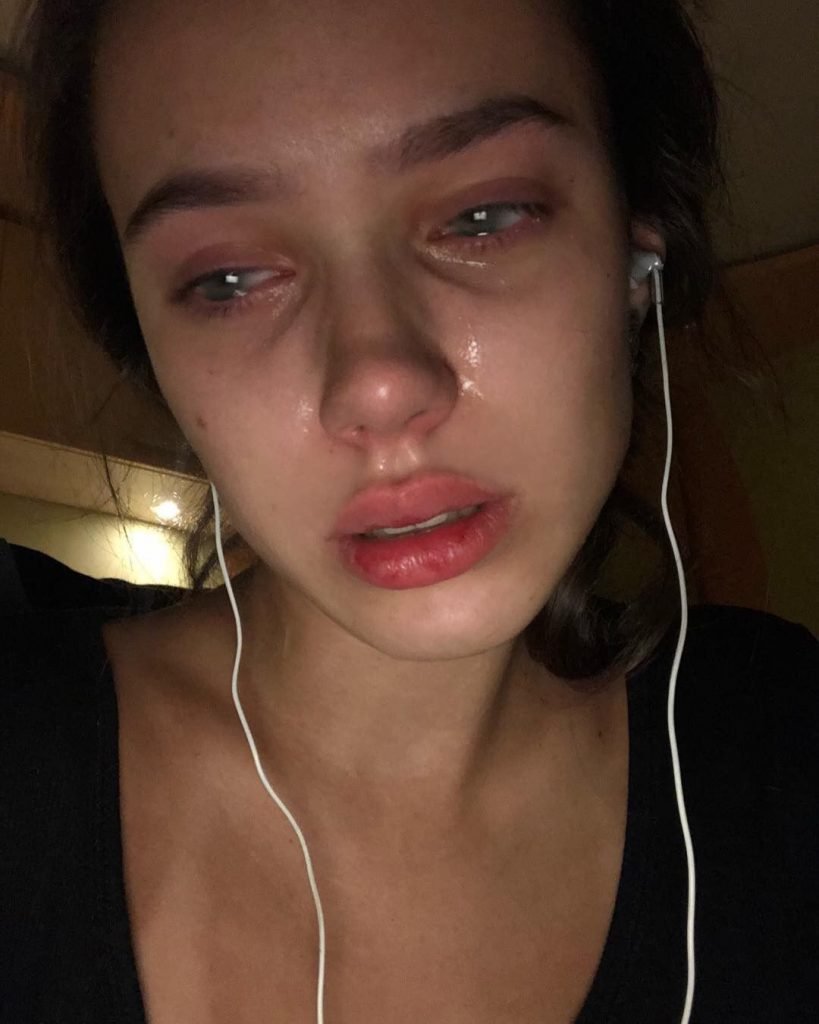 Заплаканные глаза Эстетика