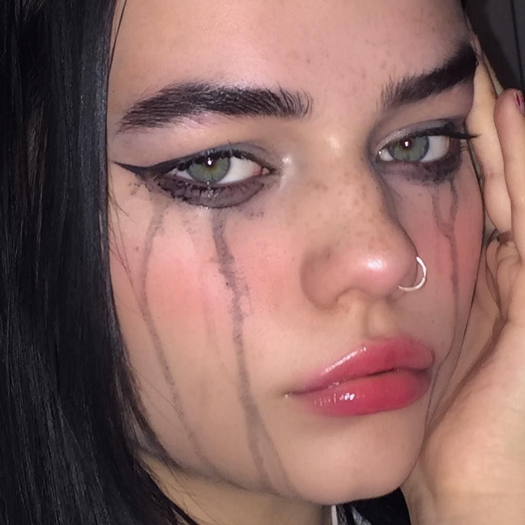 Даша Мирная