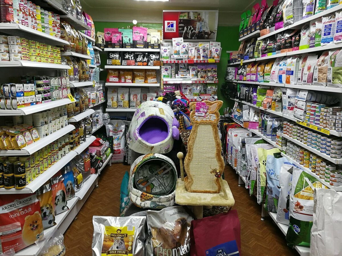 Продавец в зоомагазин