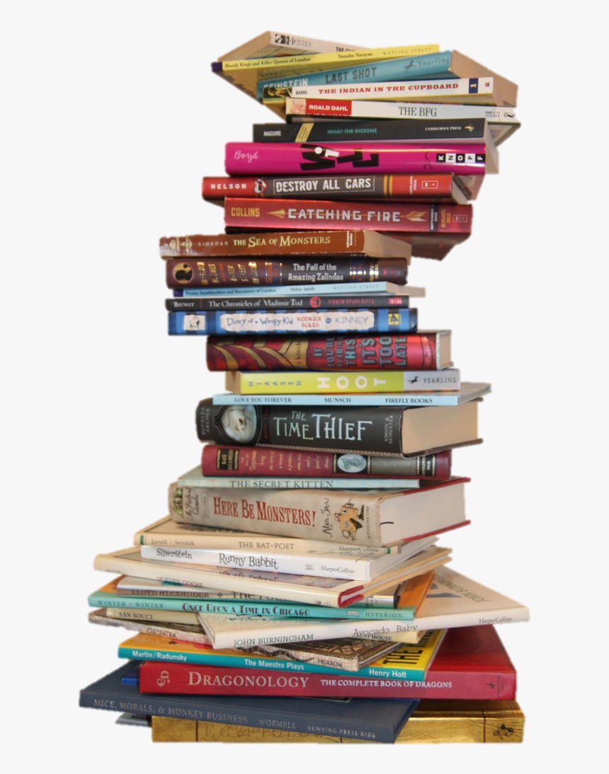 Стопка книг и тетрадей