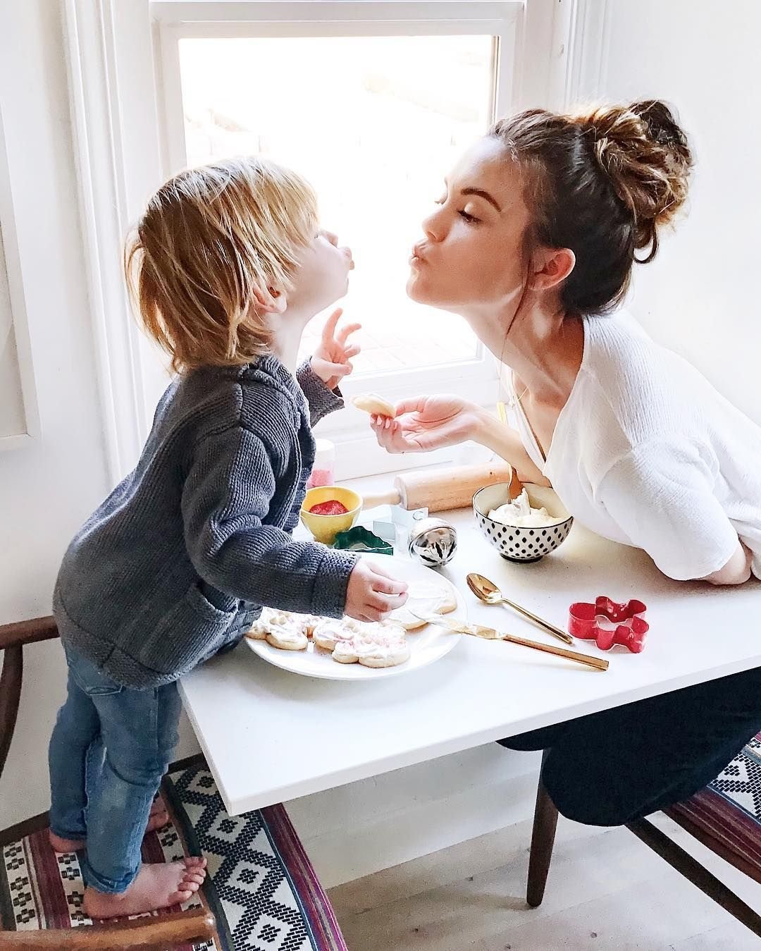 Фотосессия завтрак для мамы