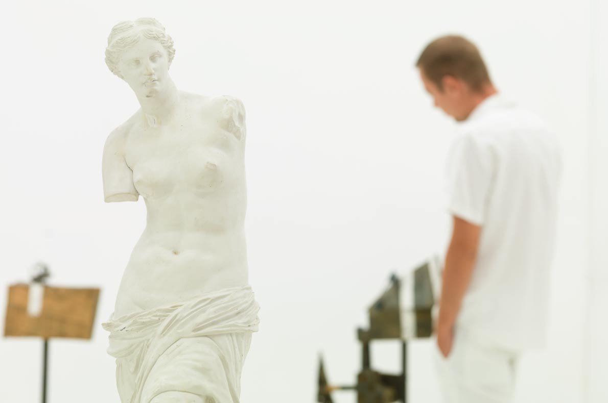 Венера Милосская контур