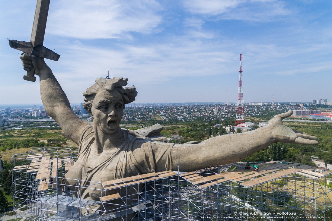 Волгоград памятник ансамбль героям Сталинградской битвы