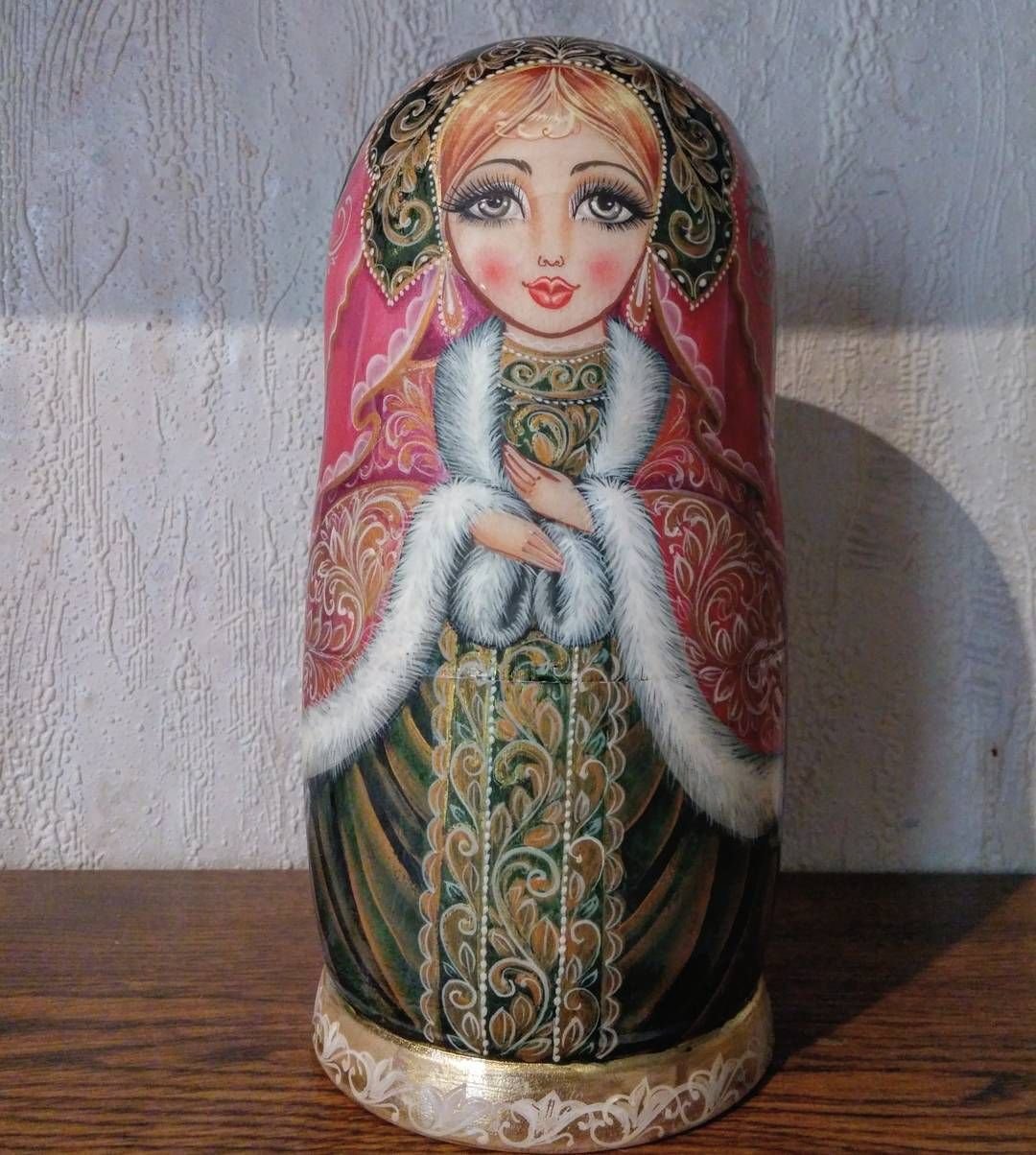 Много матрешек