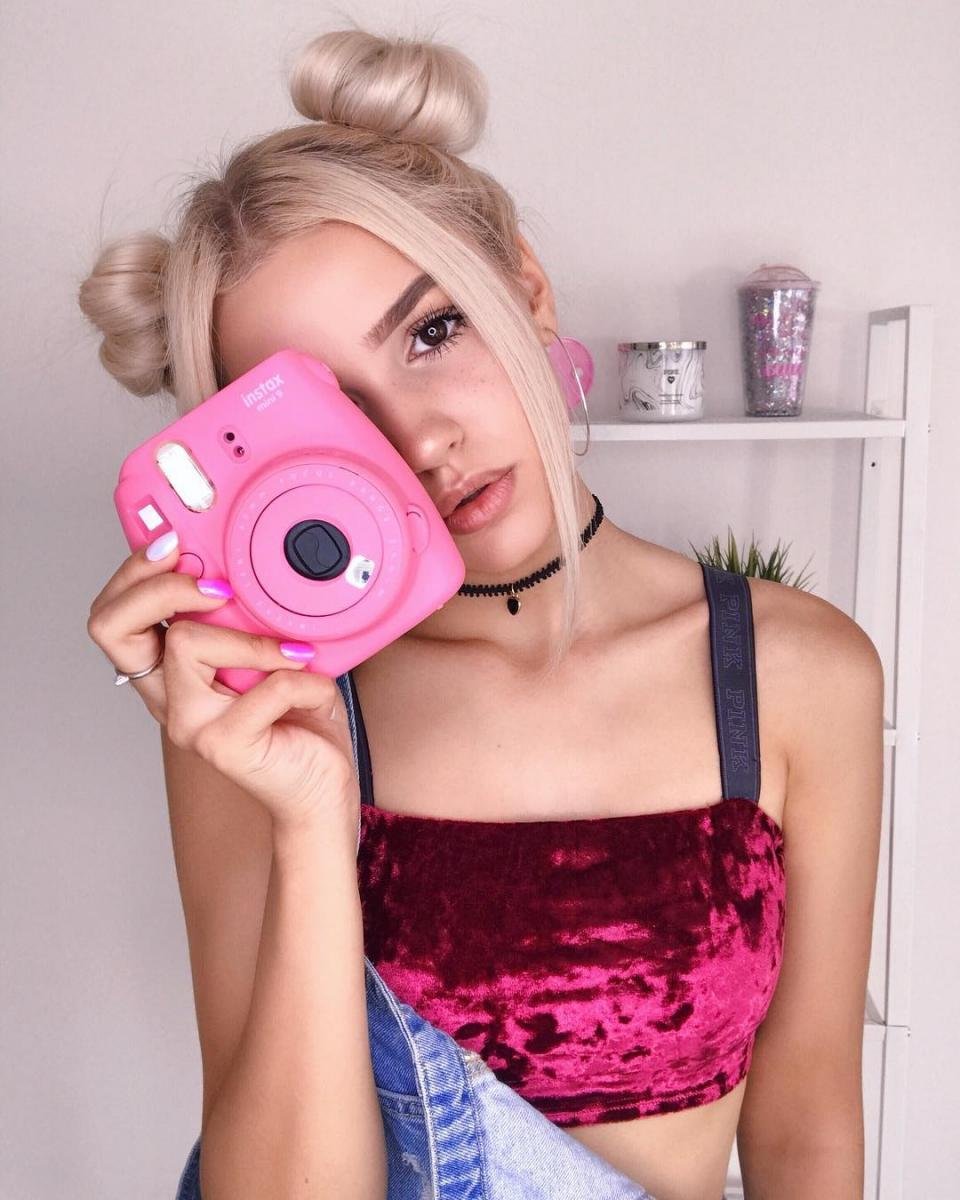 Милые мультяшные девушки