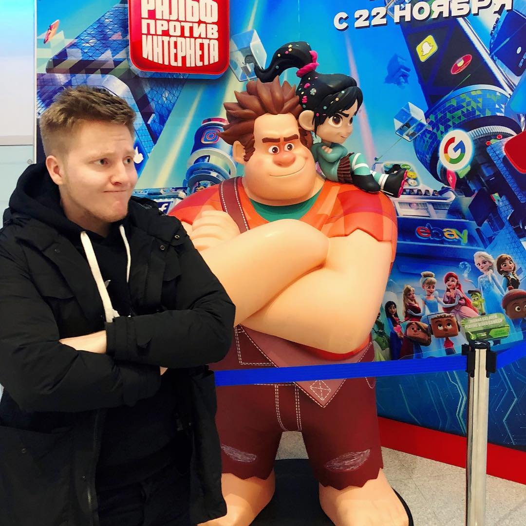 РОБЛОКС робот